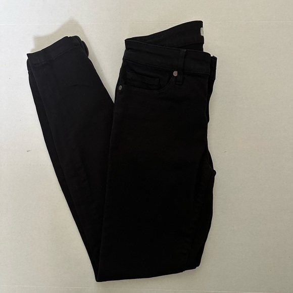 Joie Super Skinny Ankle Zip Jean - Picture 5 of 7
